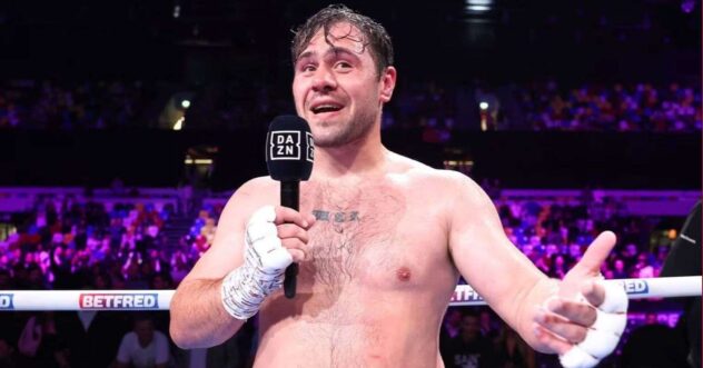 Dave Allen names 'surprising' heavyweight who 'definitely' hit him hardest: "Pure power"