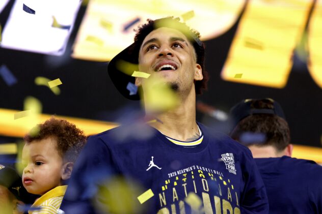 Heroes, zeros of Michigan’s title win over UConn: Yaxel Lendeborg delivers through injuries