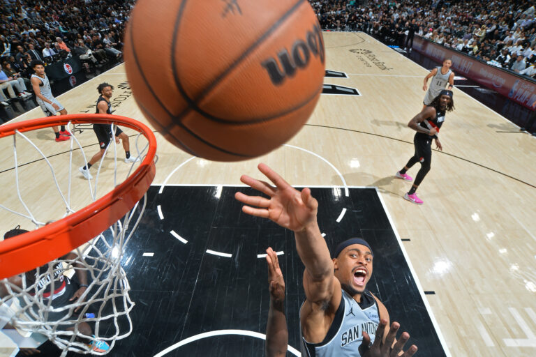 It’s time for Playoff Basketball: San Antonio Spurs vs Portland Trail Blazers, Game 1