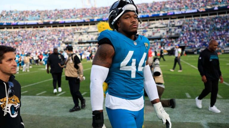 Jaguars DE Travon Walker agrees to four-year, $110M extension