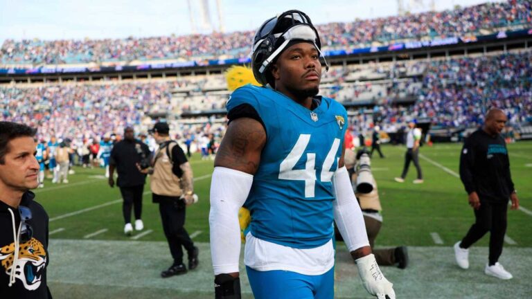 Jaguars Lock In Travon Walker With $110M Extension