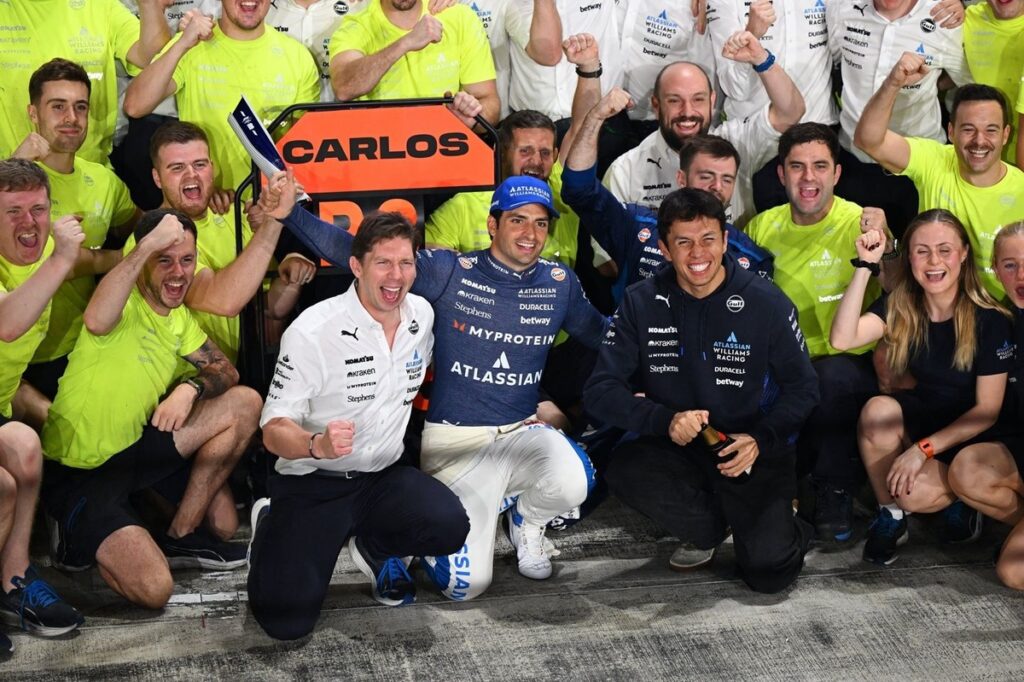 James Vowles names the qualities that make Alex Albon and Carlos Sainz stand out at Williams