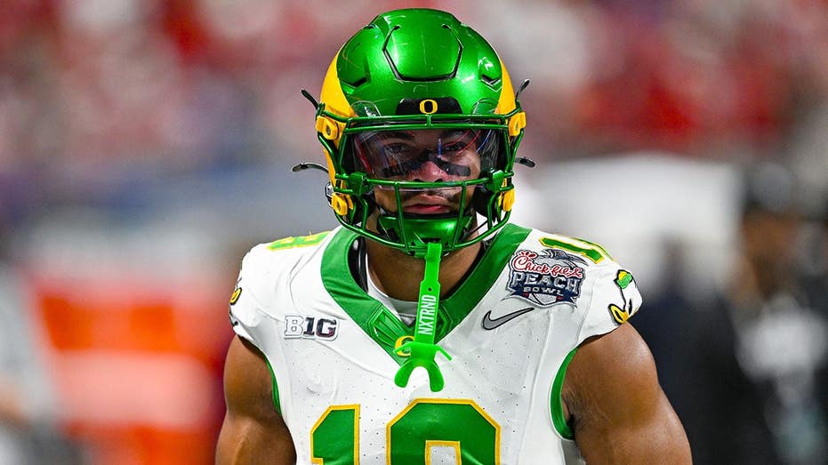 Jets draft pick Kenyon Sadiq thought he was getting pranked during phone call