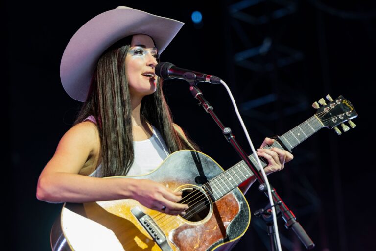 Kacey Musgraves Visiting Middle of Nowhere on North American Tour