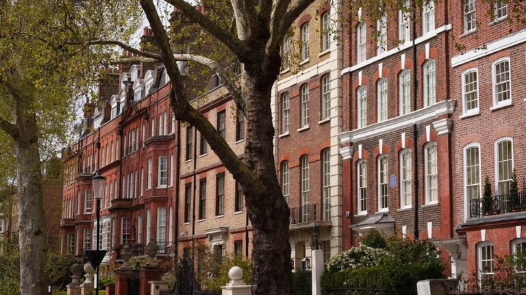 Landlords allegedly posting 'Muslim-only' apartment ads in violation of country's equality act: report