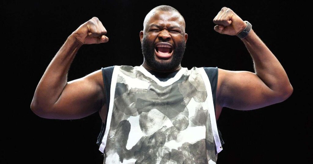 Martin Bakole 'pulls out of fight' on Usyk card at 'last minute': "Find your courage"