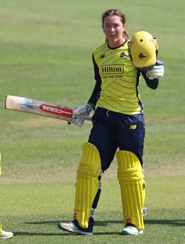 McCaughan, Norgrove drive Hampshire to five-wicket win over Essex