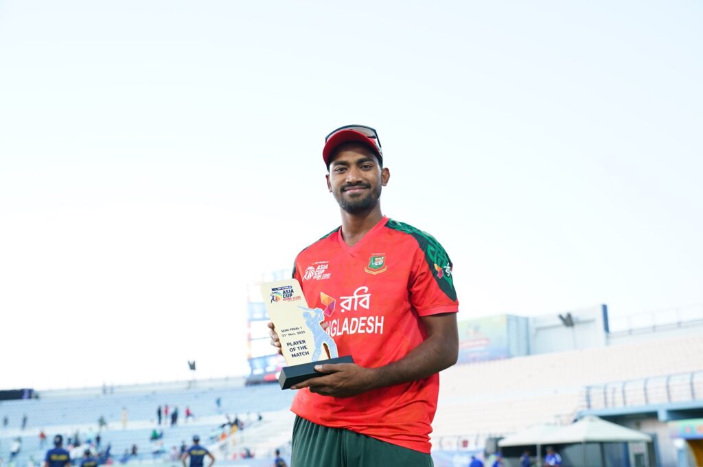 Mondol, Saqlain called up for Bangladesh's first two T20Is against NZ