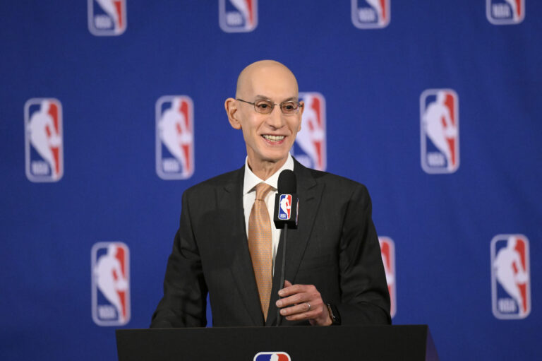 NBA shifts the Spurs to the Eastern Conference