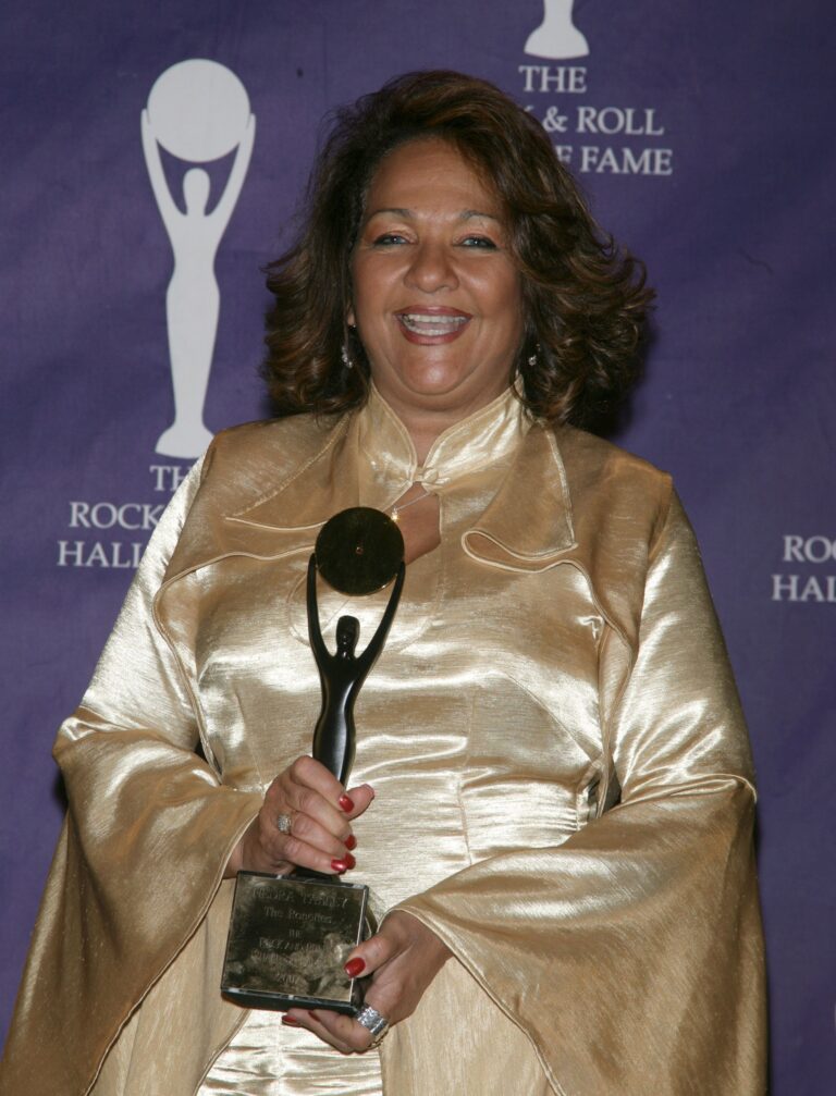 Nedra Talley Ross, Last Surviving Founding Ronettes Member, Dies at 80