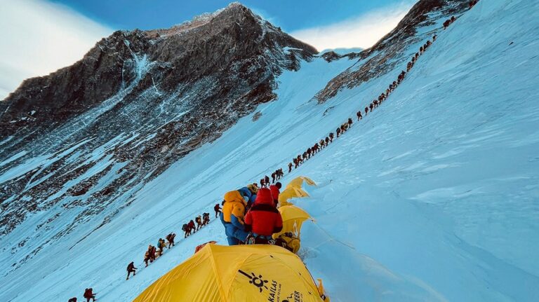 Nepal probe exposes $20M fraudulent rescue scheme involving lacing Mt Everest hikers' food: report