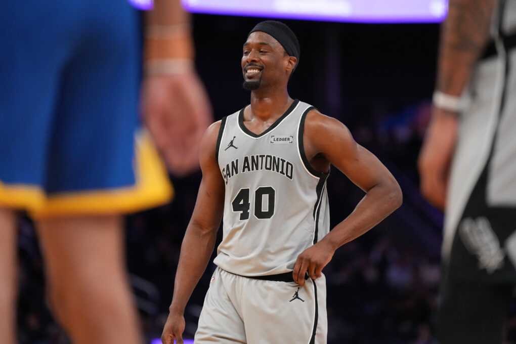 Open Thread: Harrison Barnes needs 17 points to make NBA history