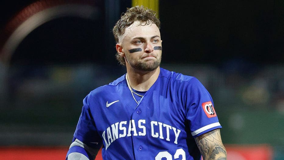 Royals rookie Carter Jensen scratched from lineup after sleeping through his alarm before game: 'It sucks'