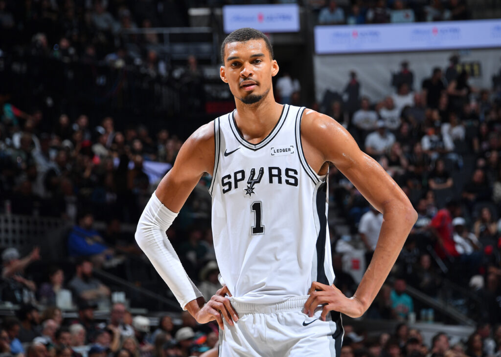 San Antonio at Denver, Final Score: Spurs let last road game of the season slip away, 136-134