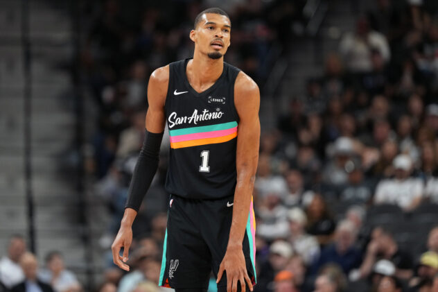 San Antonio vs. Dallas, Final Score: Spurs sweat out close first half but rout Mavericks, 139-120