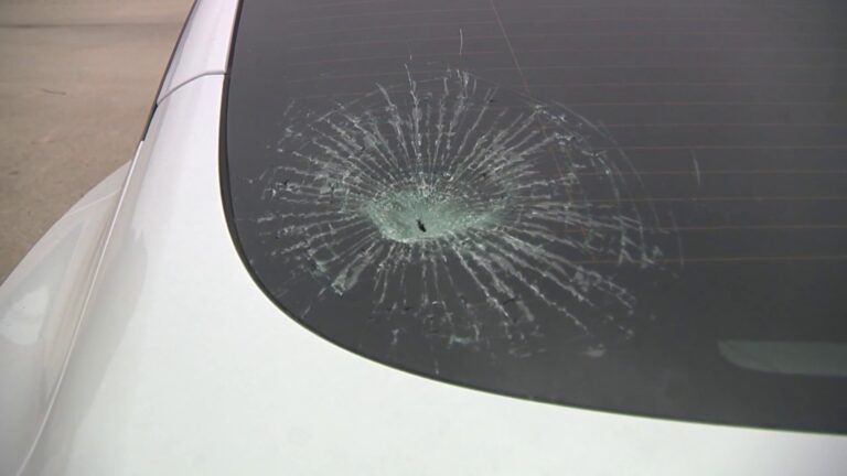 Spurs fans find smashed car windshields after Game 5; BCSO investigating