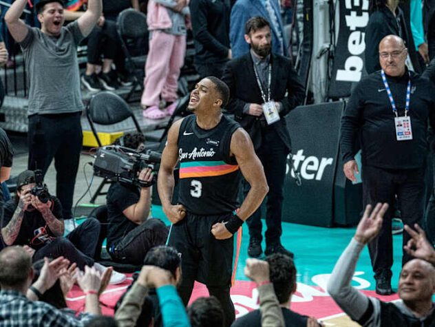 Spurs’ Keldon Johnson had ‘amazing’ season, Trail Blazers’ interim coach says
