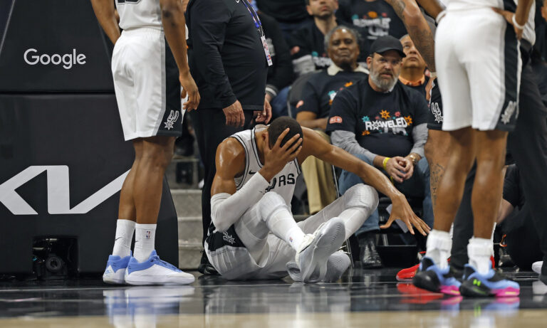 Spurs let Game 2 slip away as injuries, cold finish doom team versus Blazers