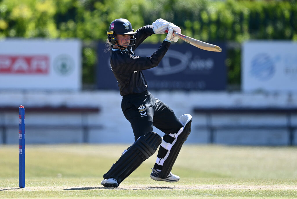 Surrey stumble home after Paige Scholfield's fireworks