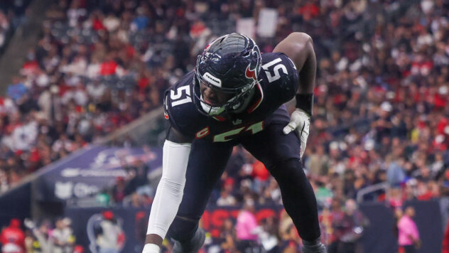 Texans Lock Up NFL’s Highest-Paid Non-QB In History For $50M A Year