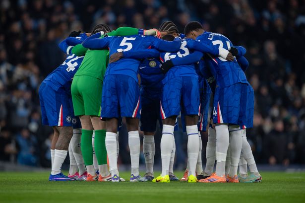 The Chelsea team Liam Rosenior must start with against Man Utd in season-defining match