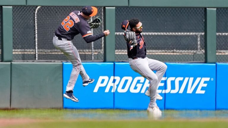 Tigers' Parker Meadows hospitalized after frightening head-on collision with teammate Riley Greene