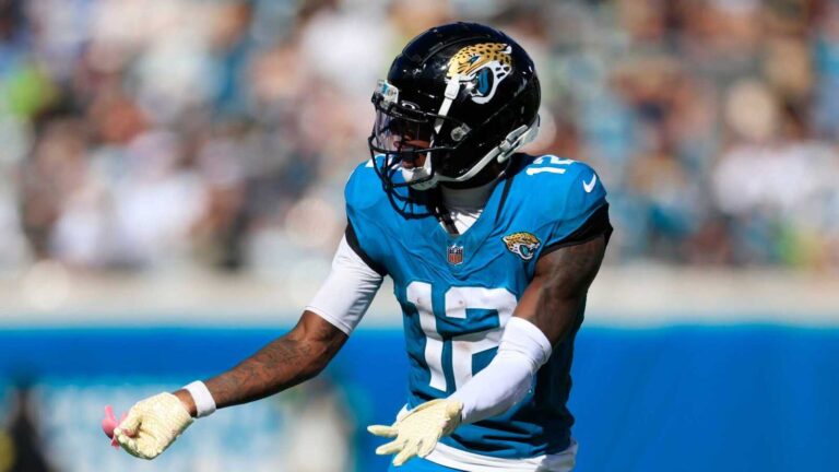 Travis Hunter responds to reports about his likely position