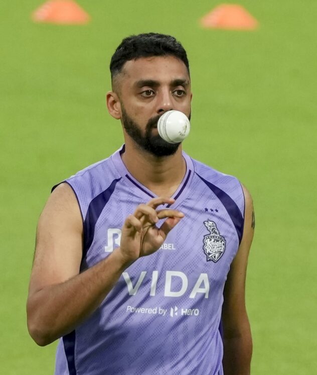 Varun returns as KKR choose to bowl against CSK