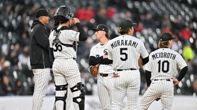 Baseball fan hospitalized after falling into visiting bullpen during White Sox-Royals game