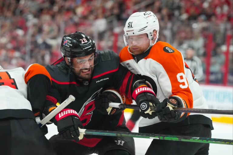 bet365 bonus code: Bet $10, get $200 in bonus bets for Hurricanes vs. Flyers