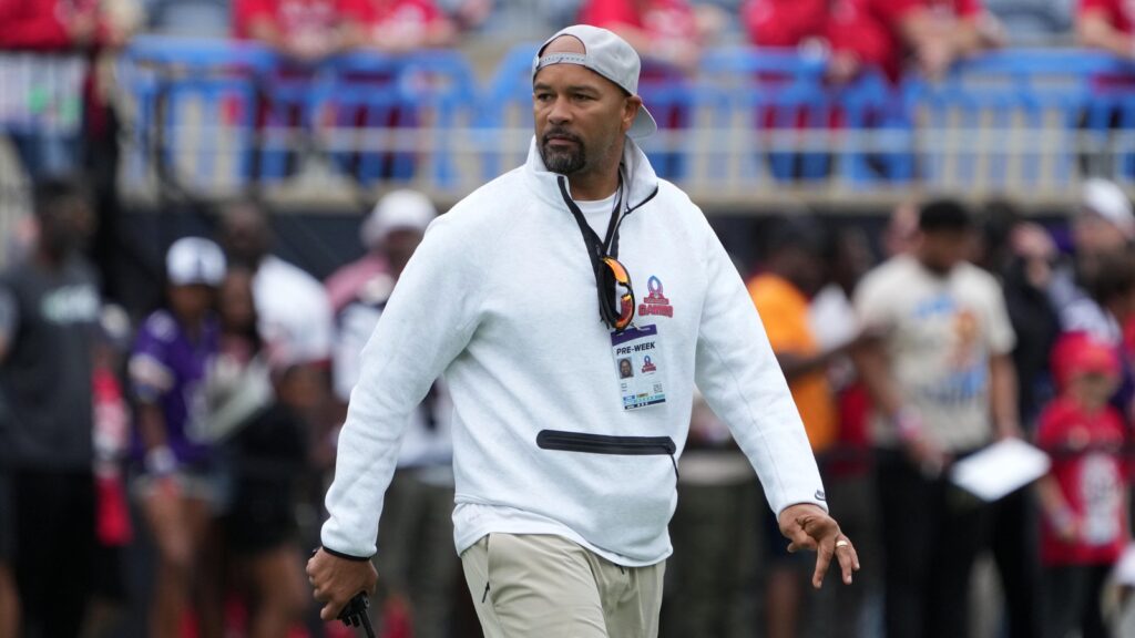 Bucs Debunk Criticism Over Josiah Trotter