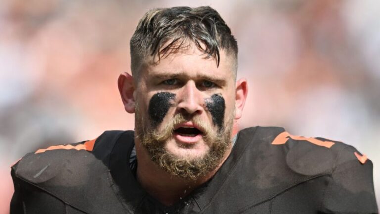 Can A 315-Pound NFL Offensive Lineman Fit In A Custom $350K Lamborghini Huracan?