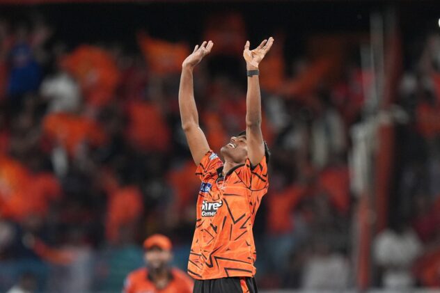 Cummins on Malinga and Sakib: 'A captain's dream'