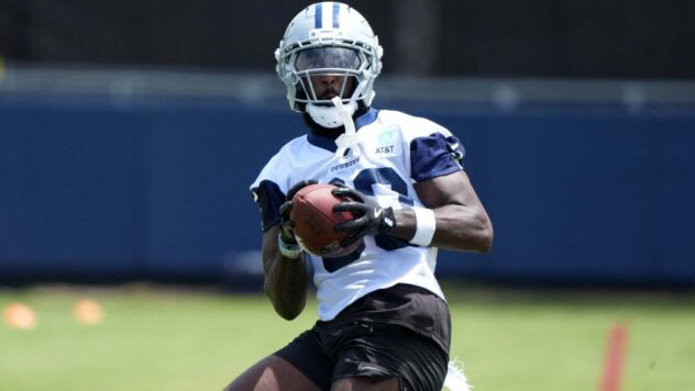 Dallas Cowboys player unexpectedly retires, and it does very little to clear up already blurry position battle