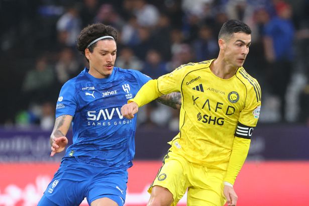 Darwin Nunez alerts Premier League clubs to his availability amid nightmare year