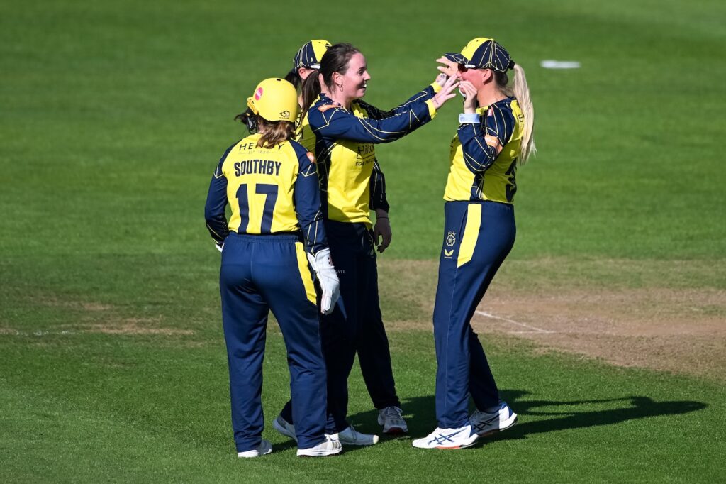 Dattani and spinners take Hampshire to first Blast win