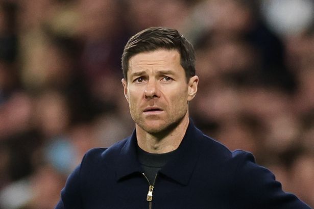 'I played for Liverpool and coached Chelsea - hiring Xabi Alonso is not a good idea'