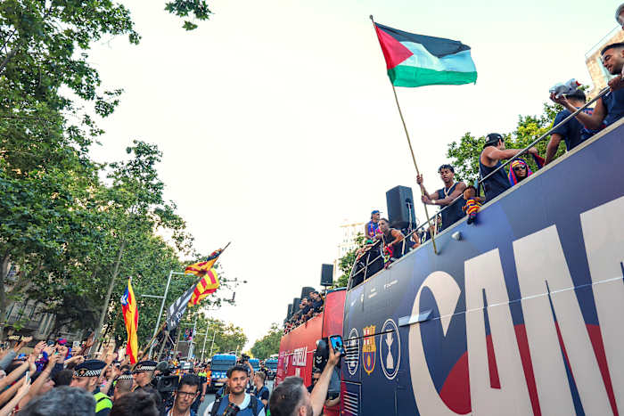 Israeli minister criticizes Barcelona star Lamine Yamal for waving Palestinian flag