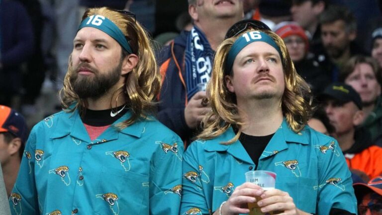 Jaguars, 49ers both playing 2 international games