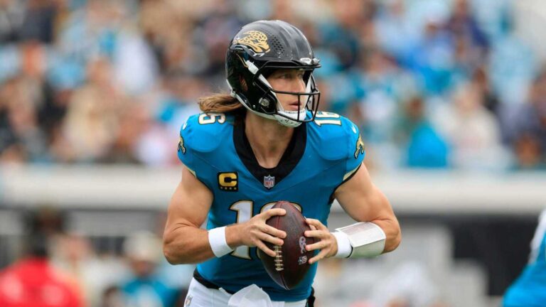 Jaguars' Arik Armstead makes bold Trevor Lawrence claim