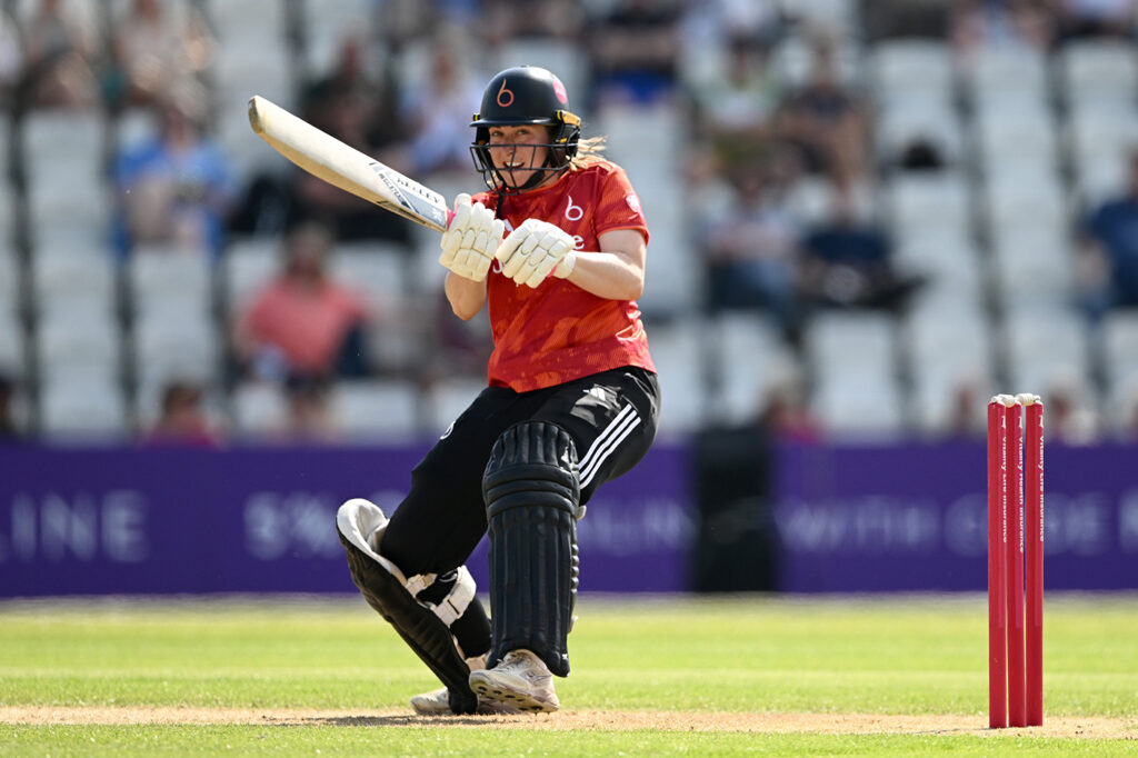 Kelly blazes trail for Blaze after Ballinger snares Bears