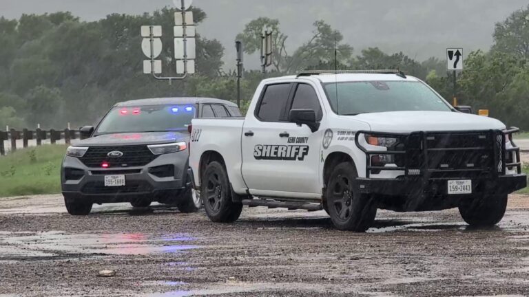 Neighbors surprised by attack on teen, manhunt for suspect in Kerr County