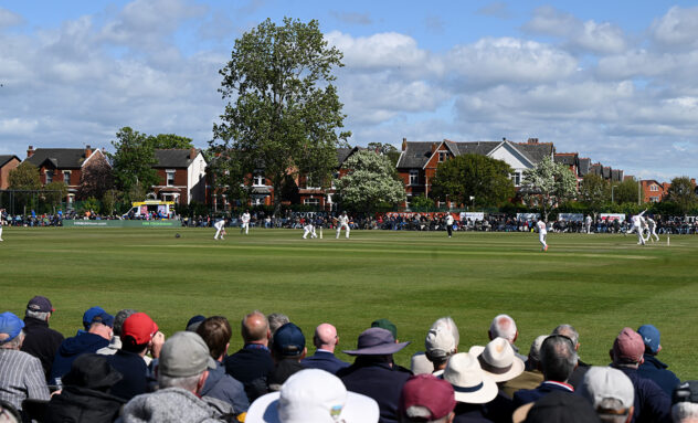 Rain wrecks second day at Southport