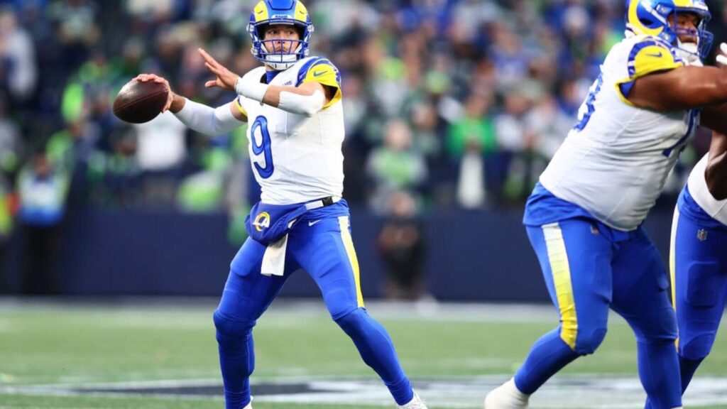 Rams reward Matthew Stafford with 1-year, $55 million extension