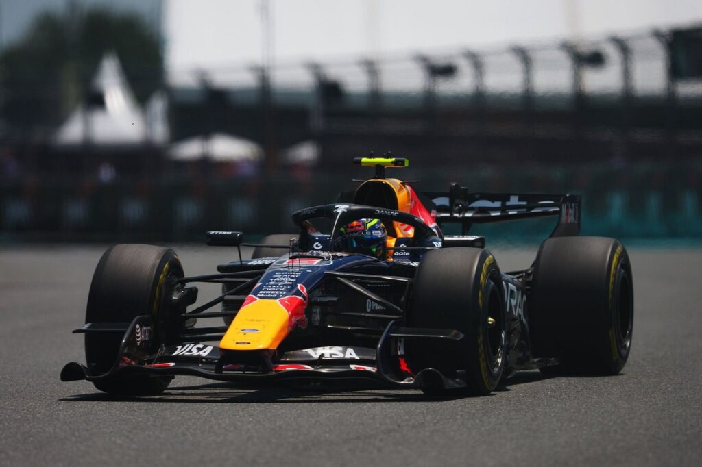 Red Bull's Isack Hadjar set to be excluded from Miami GP qualifying over technical breach