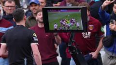 Refs' chief Webb confirms grappling consultation after disallowed West Ham goal