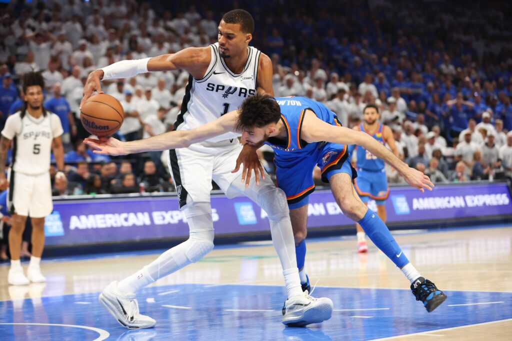 San Antonio at Oklahoma City, Final Score: Spurs’ late comeback falls short, 122-113