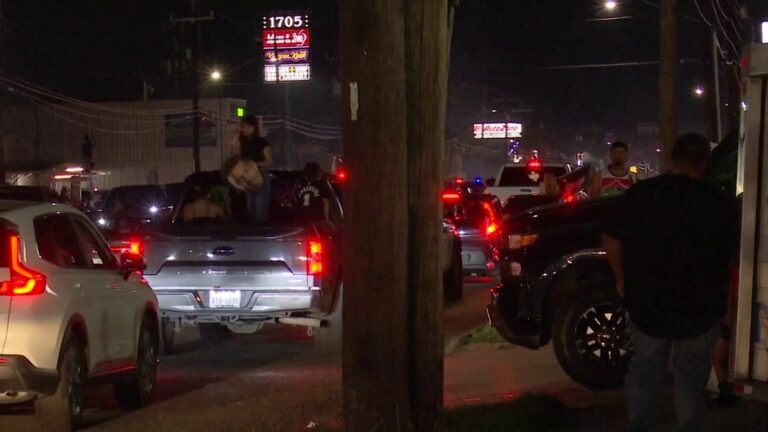 San Antonio business owner leads cleanup effort on SW Military Drive after Spurs playoff wins