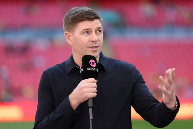 Steven Gerrard voices 'damning' Liverpool theory after Mo Salah statement - 'Identity's gone'