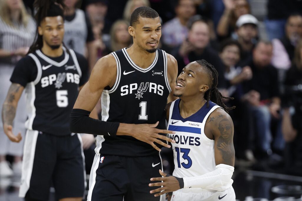 The Spurs look ready to put the Timberwolves away in Game 6